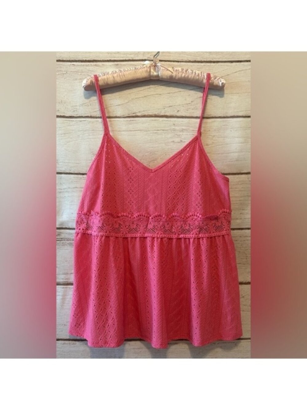 SHEIN Curve Women's Pink Lace Cami Size  1XL  Coral Pink Eyelet Summer Spring